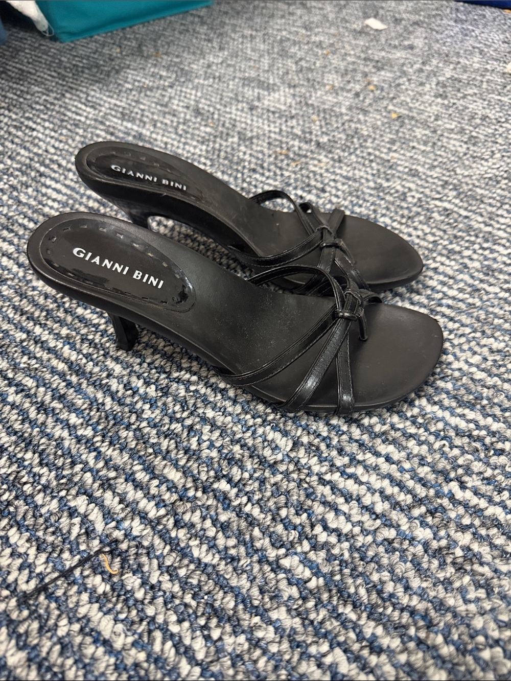 Gianni Bini Black Strappy Low Heel Sandals